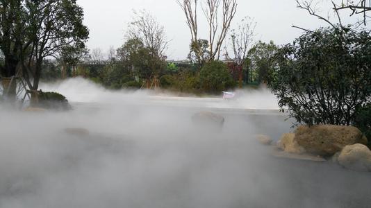 人造霧對(duì)景觀有什么裝飾設(shè)計(jì)功效？